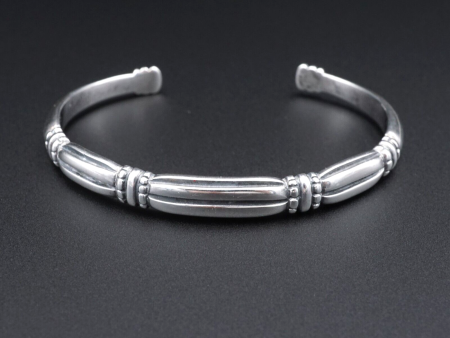 James Avery Thatch Cuff Bangle Bracelet Sterling Silver Retired 7  Medium BS2848 on Sale