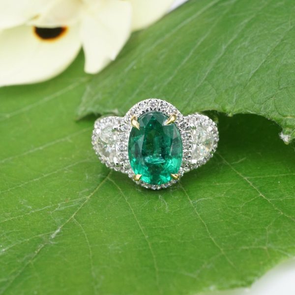 NWOT 18k White Gold 4.4ctw Natural Emerald Diamond Halo Ring Size 6.5 CO885 Discount